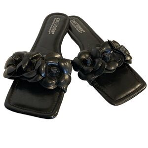 Cape Robbin Slides. Size 9